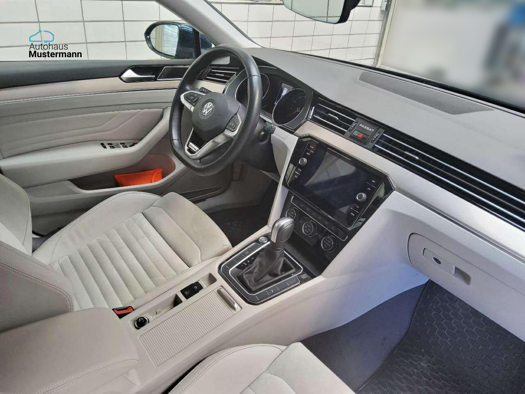 Fahrzeugabbildung Volkswagen Passat Variant 4M 2.0 TDI DSG Elegance NAVI RFK